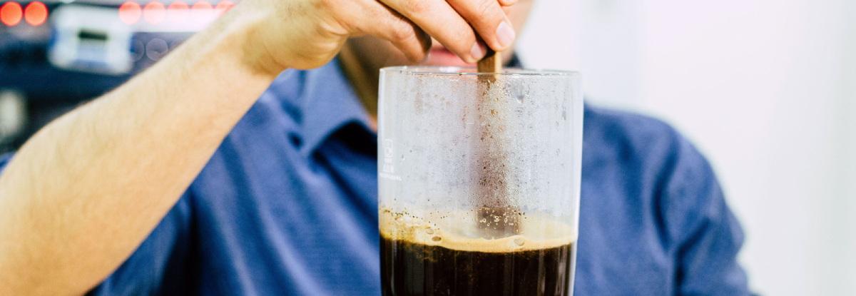 ¿Qué es el filtrado de café en sifón y cómo afecta a la extracción?